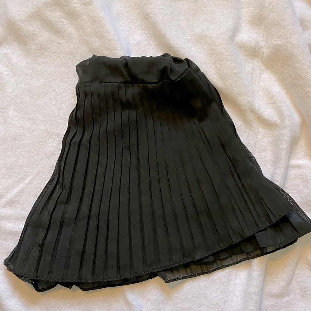 Black shorts size: M